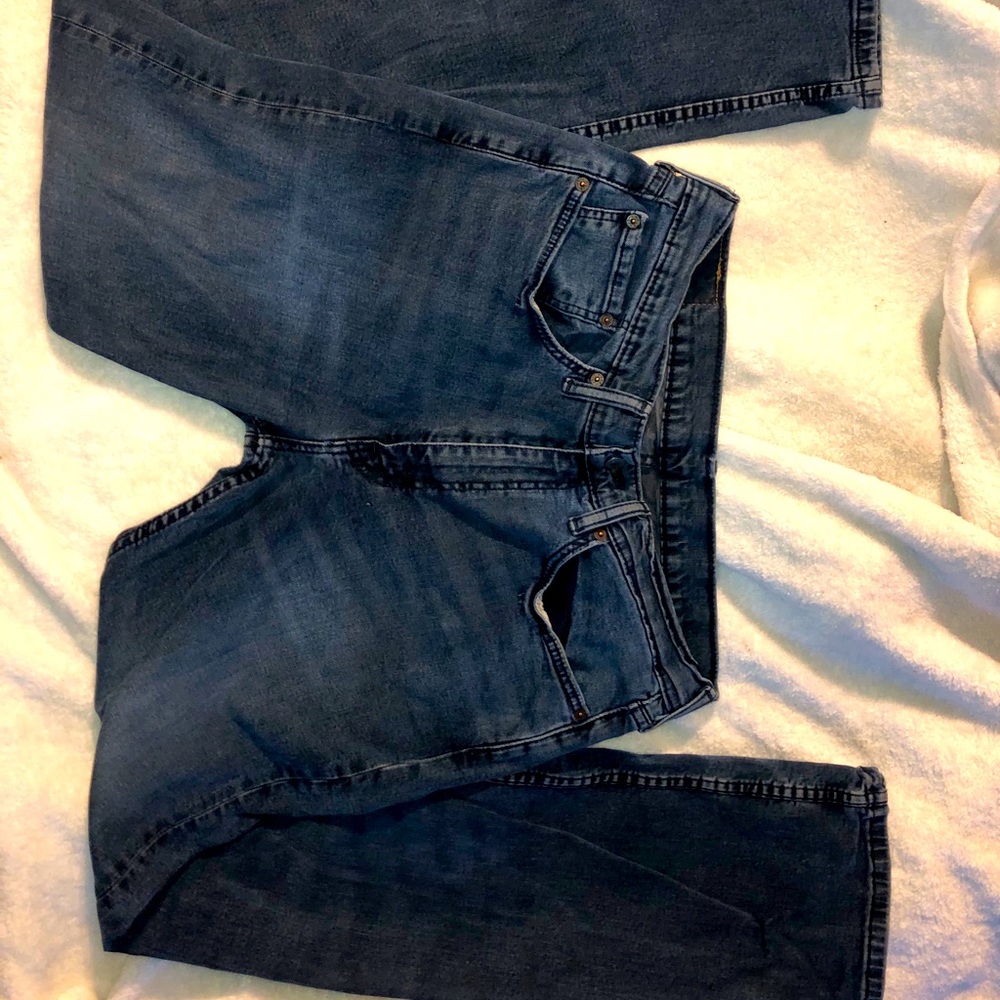 Levi jeans